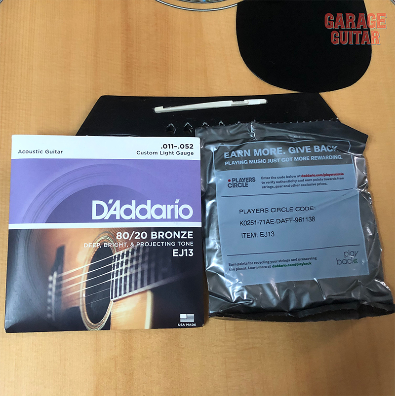 Dây Đàn Guitar Acoustic Daddario EJ13 bên trong 2